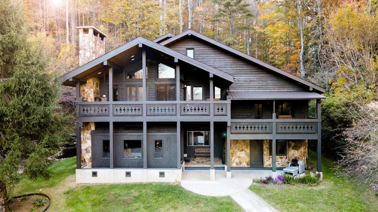 Outland Chalet & Suites Great Smoky Mountains Whittier Luaran gambar