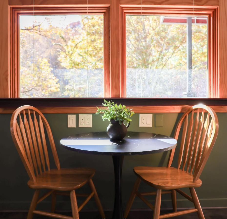 Outland Chalet & Suites Great Smoky Mountains Whittier Luaran gambar