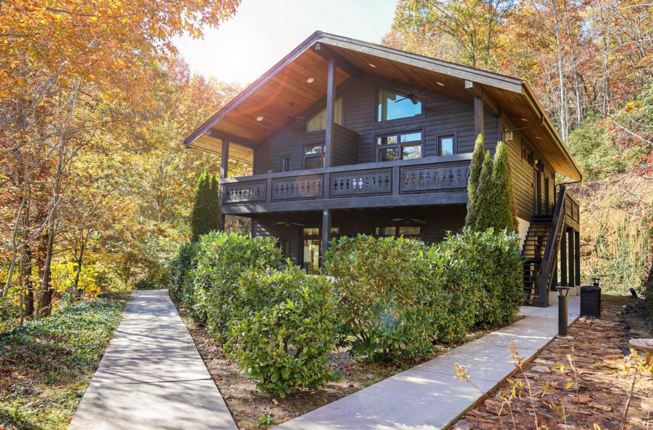 Outland Chalet & Suites Great Smoky Mountains Whittier Luaran gambar